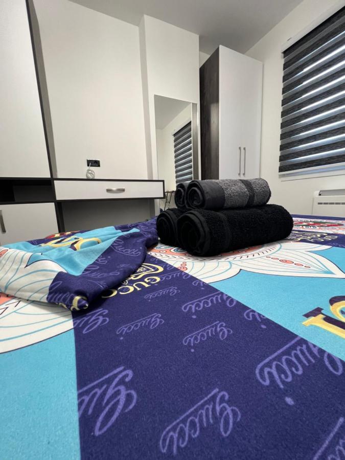 Dolce Italia Residence Radhimë Buitenkant foto