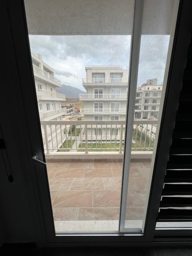 Dolce Italia Residence Radhimë Buitenkant foto